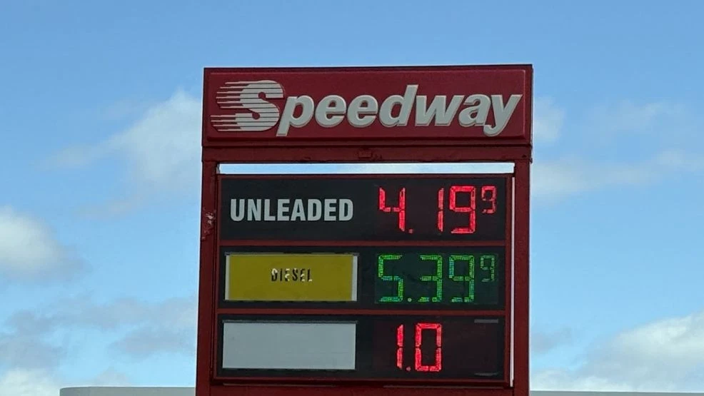 US Gas Prices Hit $4 for First Time Since 2022 Amid War US Gas Prices Hit $4 for First Time Since 2022 Amid War